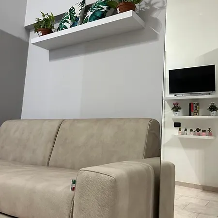 Apartment * Maciachini * *